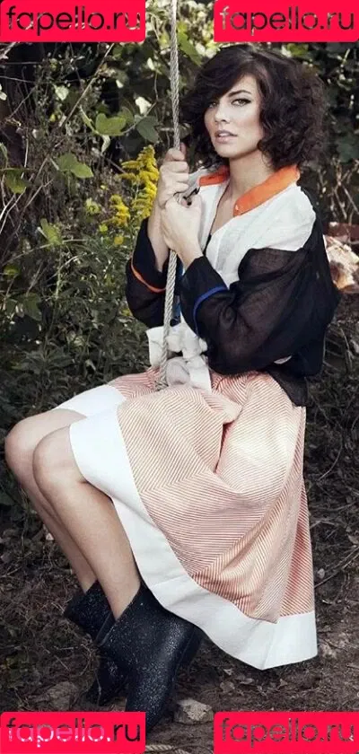 Lauren Cohan Onlyfans Photo Gallery 