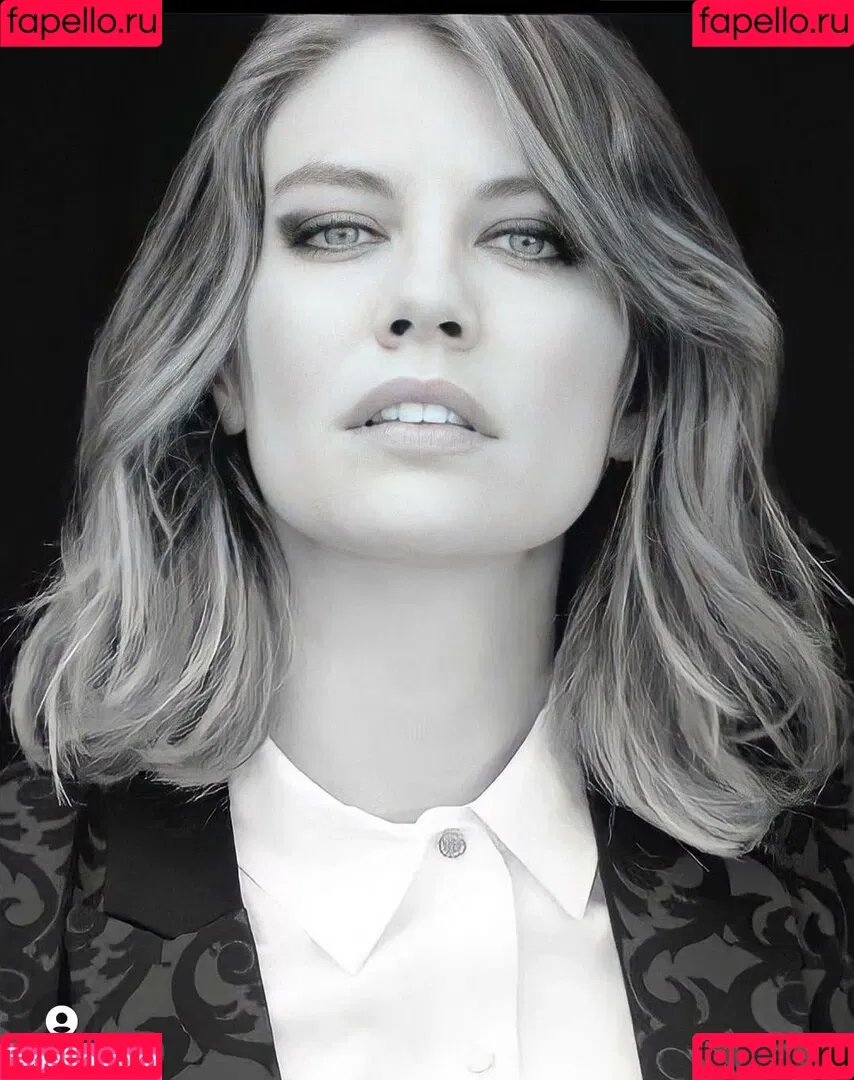 Lauren Cohan Onlyfans Photo Gallery 