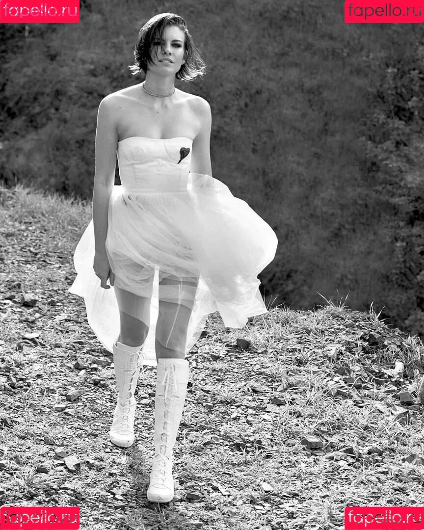 Lauren Cohan Onlyfans Photo Gallery 