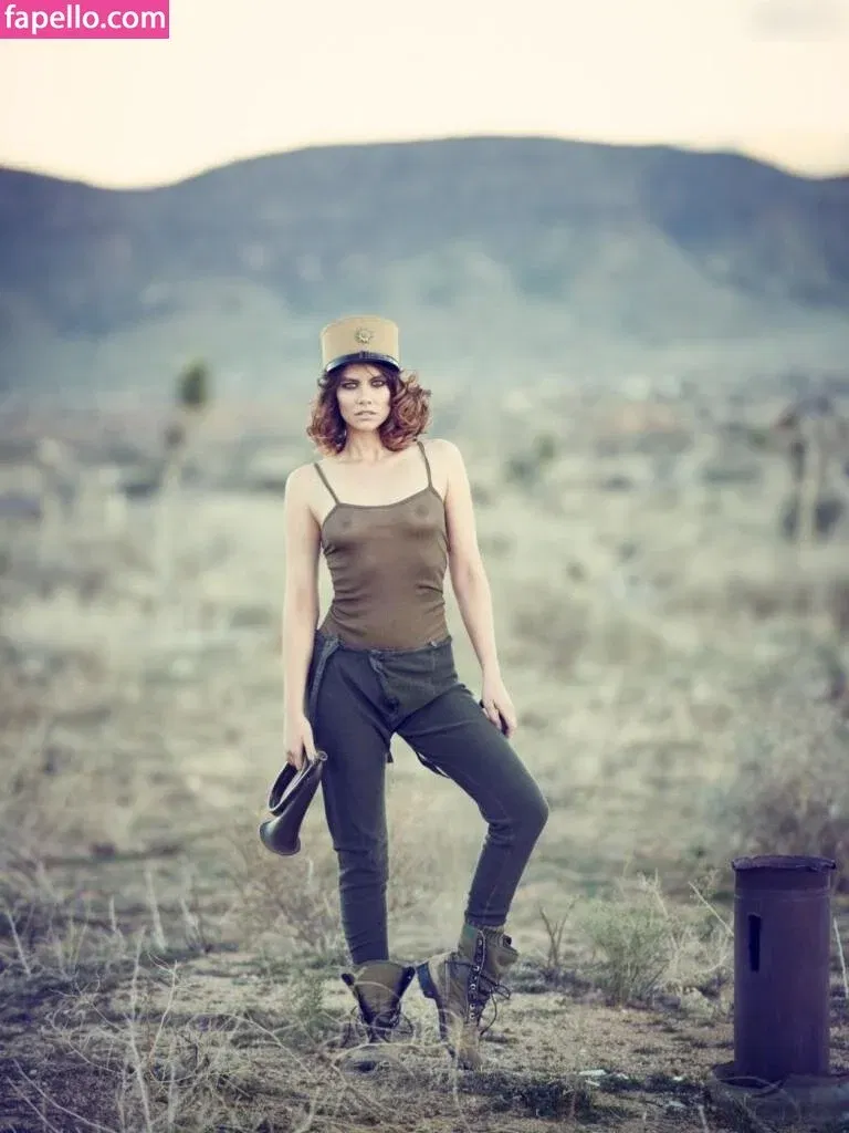 Lauren Cohan Onlyfans Photo Gallery 