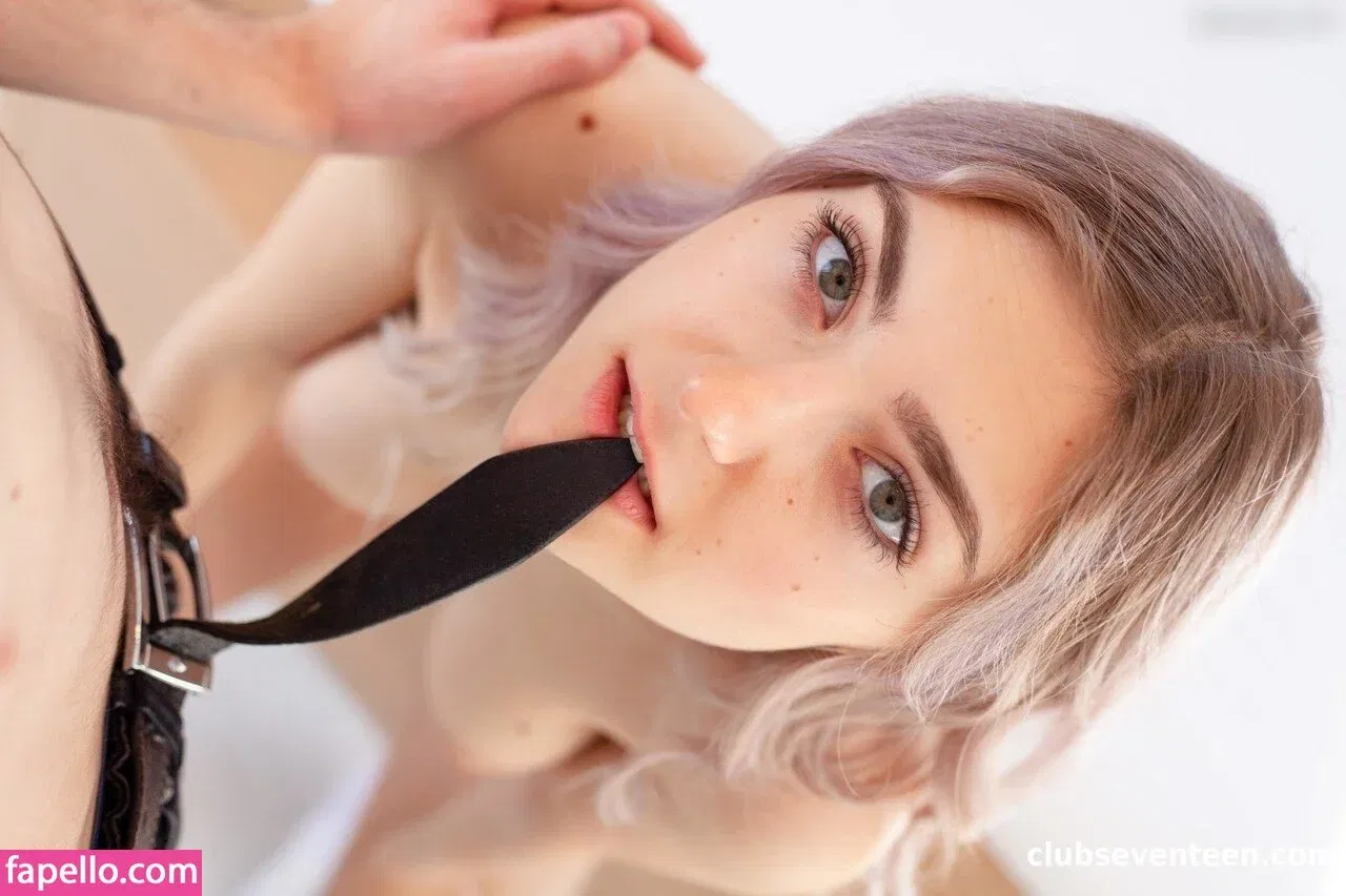 Eva Elfie Onlyfans Photo Gallery 