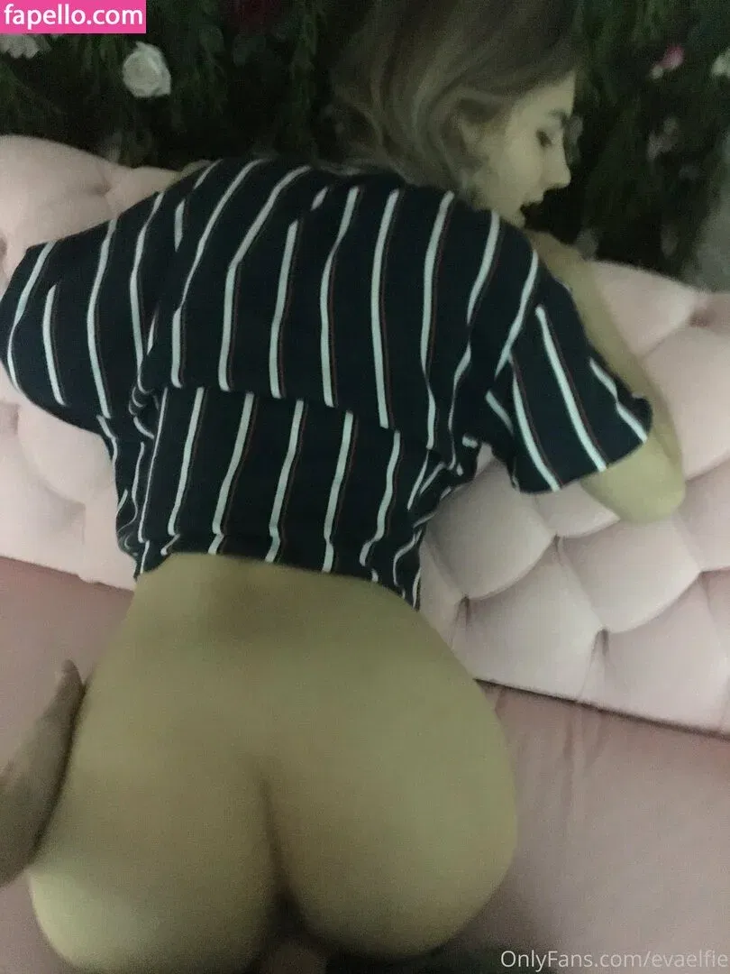 Eva Elfie Onlyfans Photo Gallery 