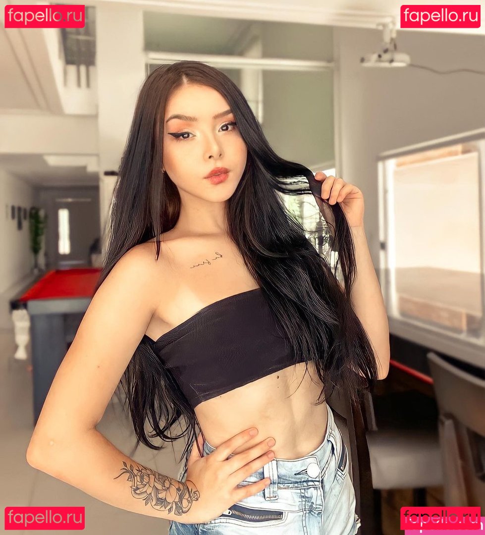 Eduarda Yuni / YuniDuda / yunikaye Onlyfans Photo Gallery 