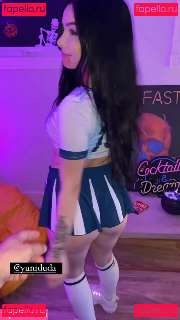 Eduarda Yuni / YuniDuda / yunikaye Onlyfans Photo Gallery 