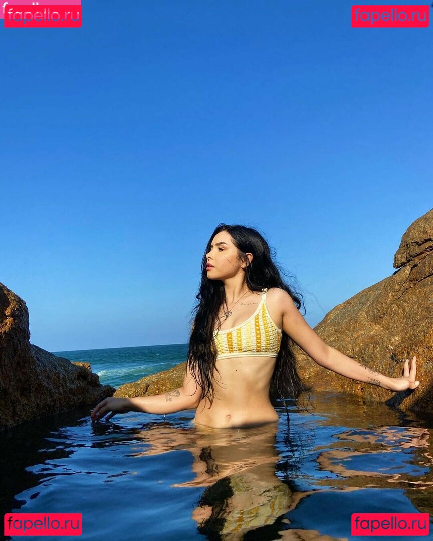 Eduarda Yuni / YuniDuda / yunikaye Onlyfans Photo Gallery 