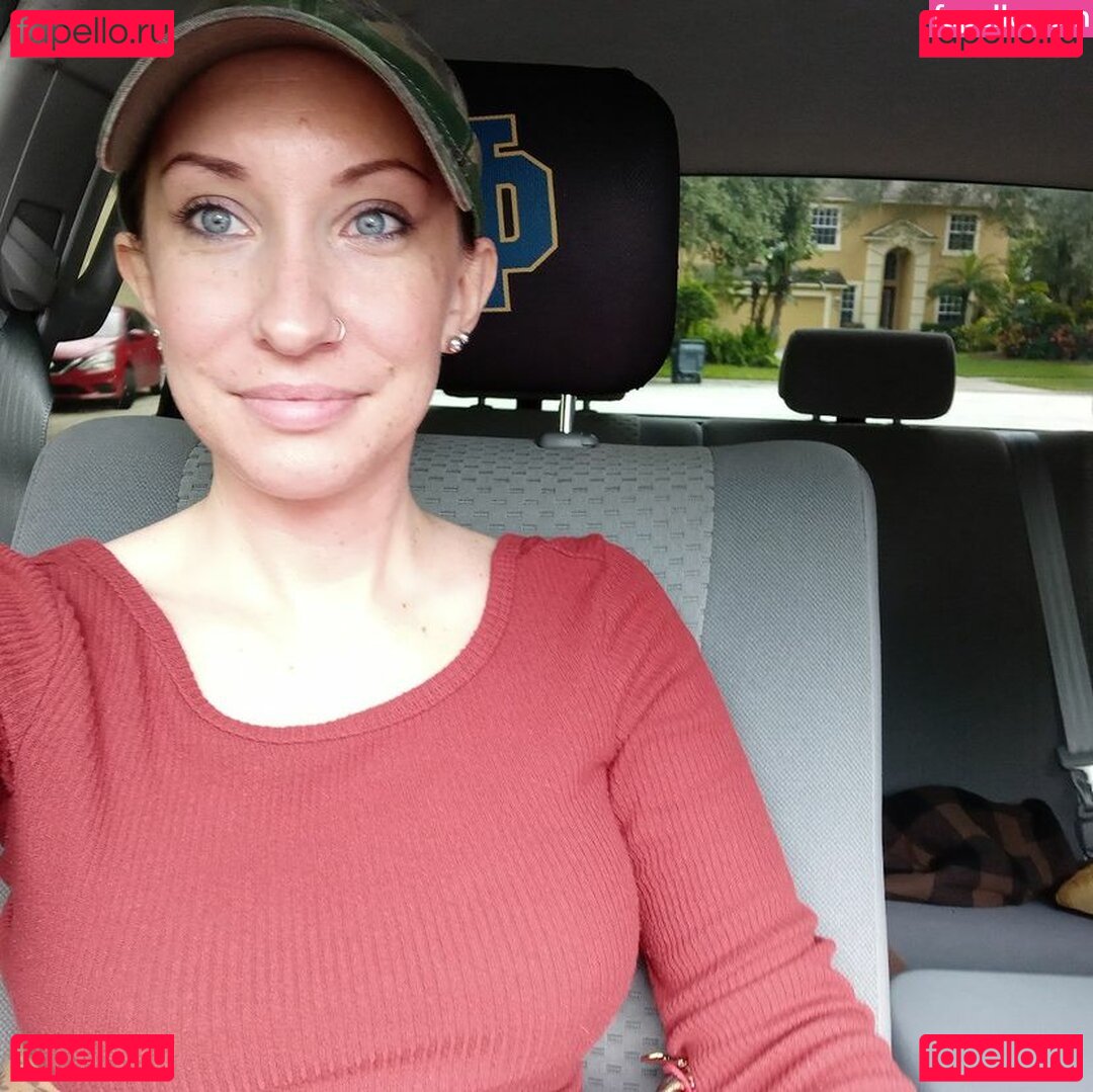 Brittibratti / rayofhope22 Onlyfans Photo Gallery 