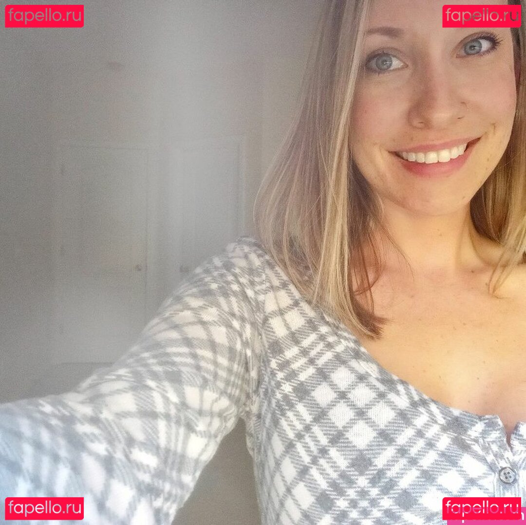 Brittibratti / rayofhope22 Onlyfans Photo Gallery 