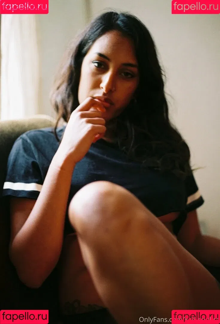 Kali Sudhra Onlyfans Photo Gallery 
