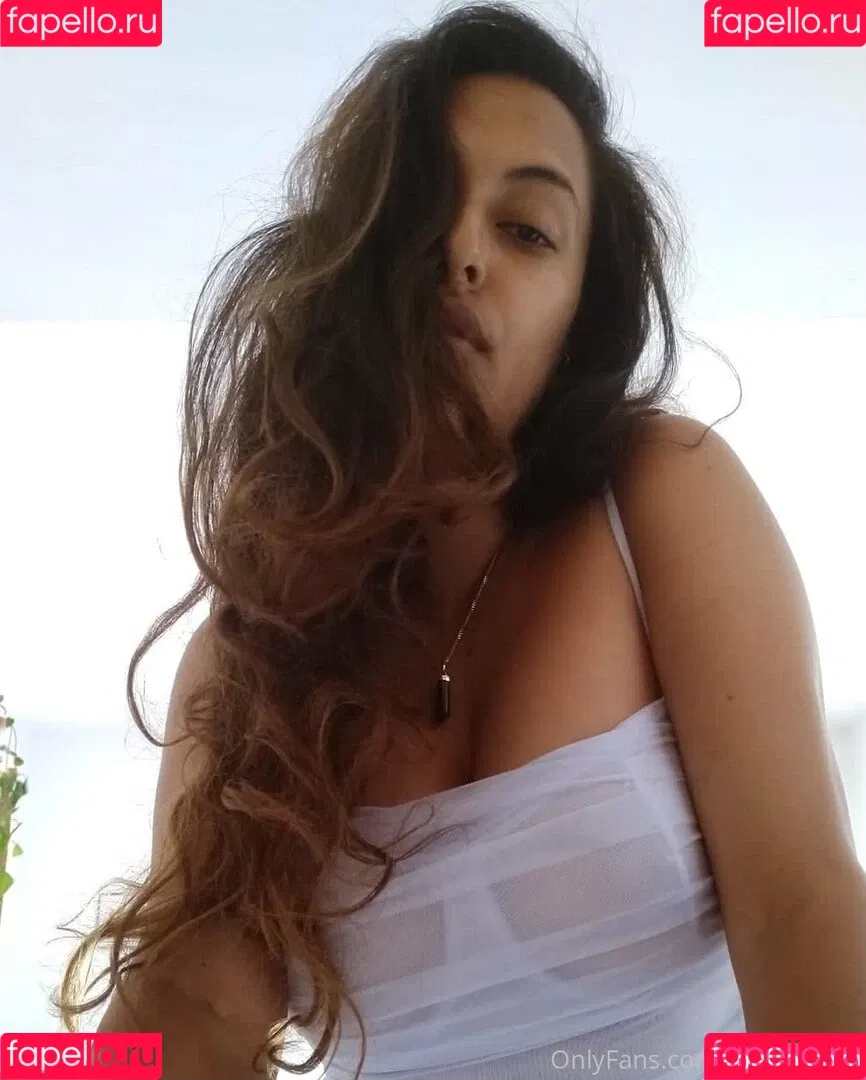 Kali Sudhra Onlyfans Photo Gallery 