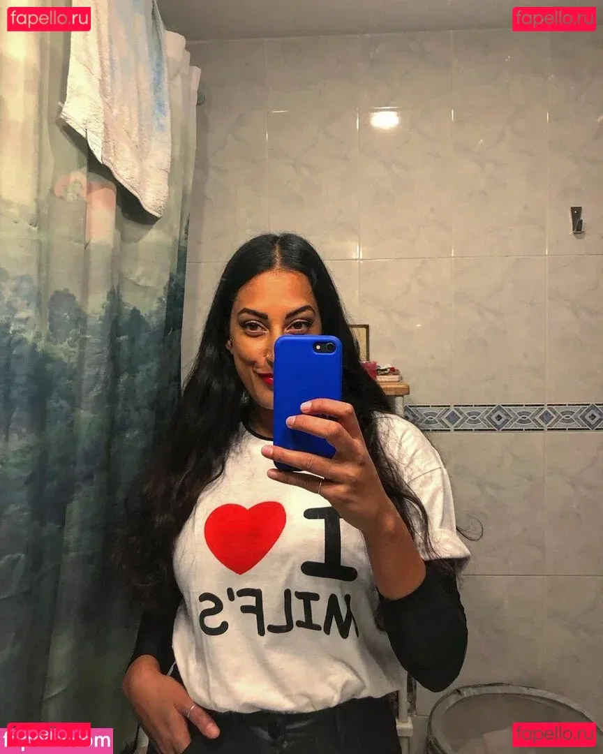 Kali Sudhra Onlyfans Photo Gallery 