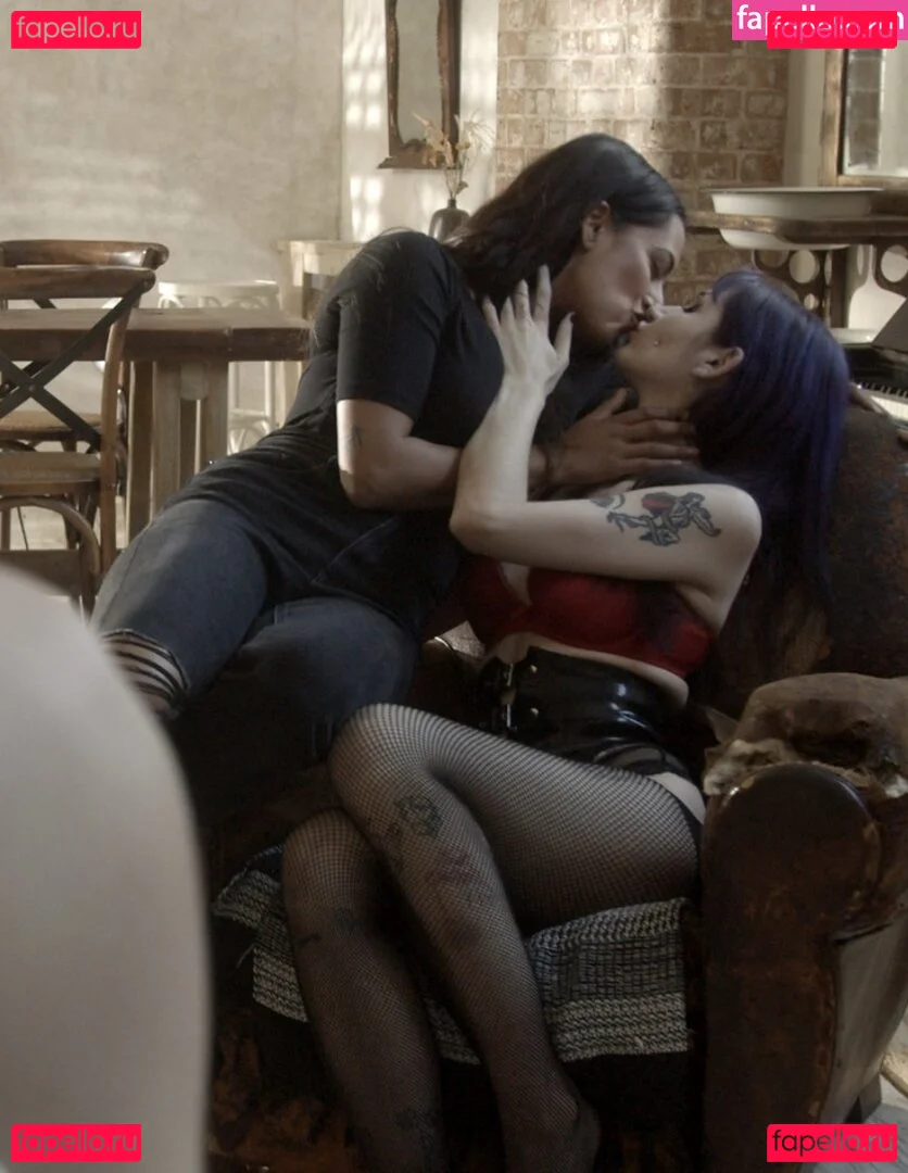 Kali Sudhra Onlyfans Photo Gallery 