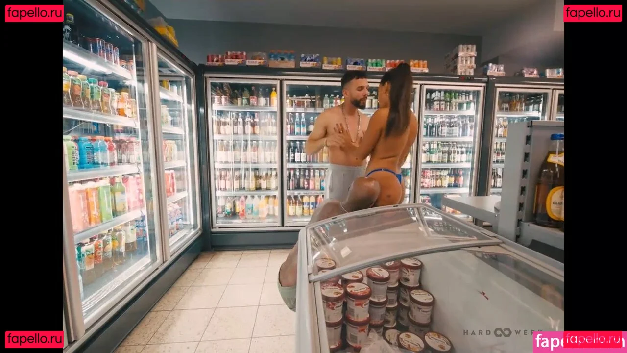 Kali Sudhra Onlyfans Photo Gallery 