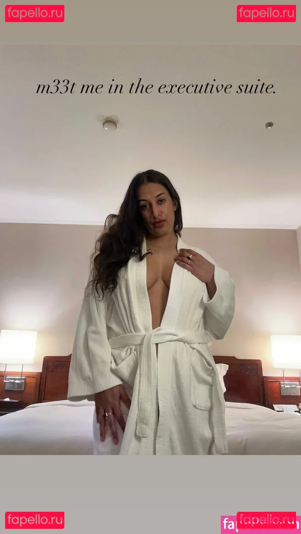 Kali Sudhra Onlyfans Photo Gallery 