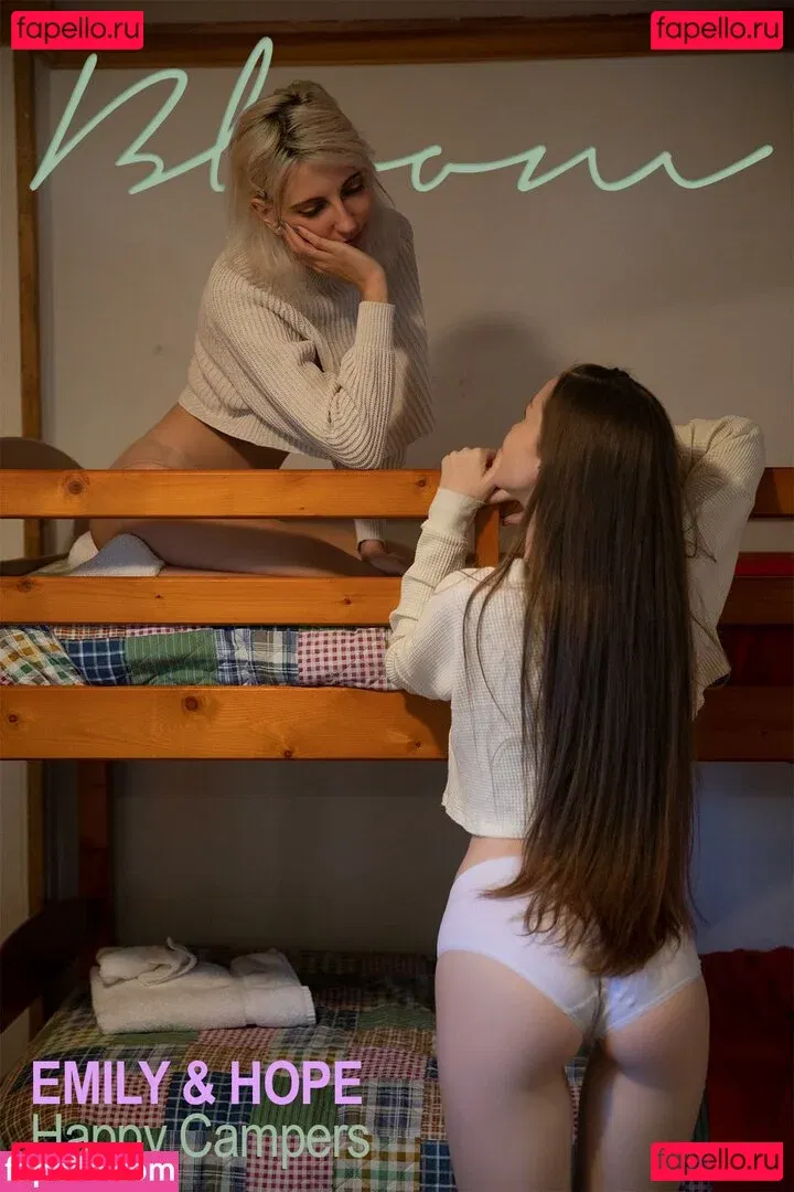 TheEmilyBloom Onlyfans Photo Gallery 