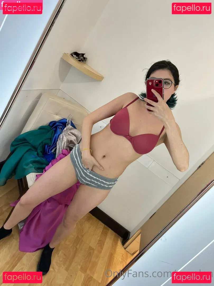 yoyolen Onlyfans Photo Gallery 