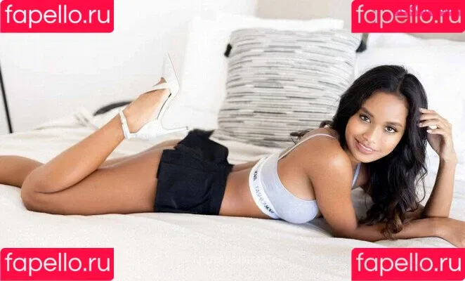 Putri Cinta Onlyfans Photo Gallery 