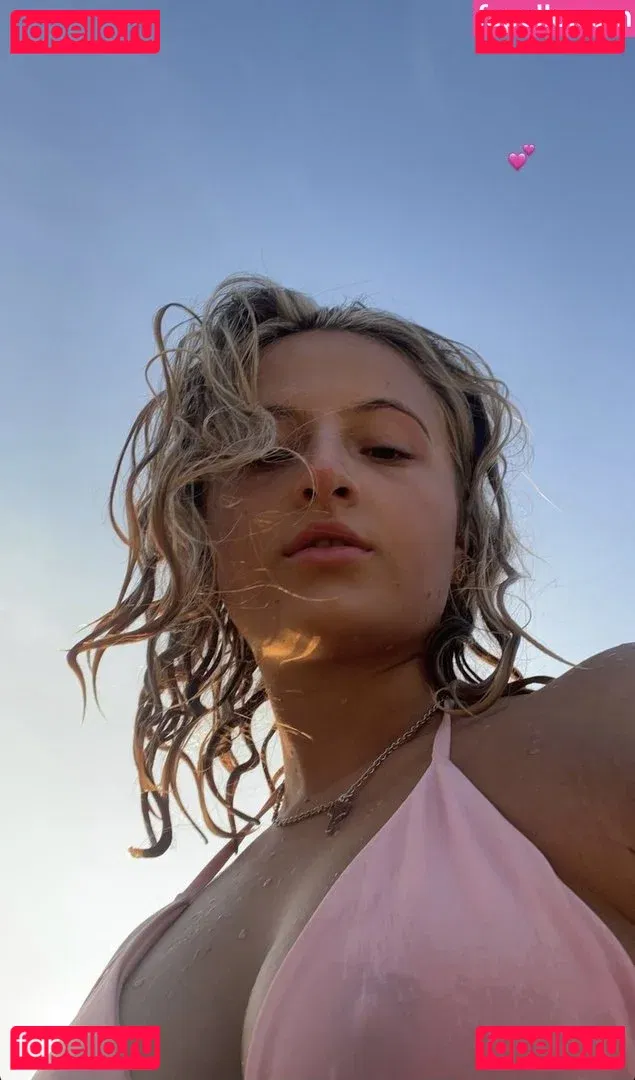 Daisy Campbell Onlyfans Photo Gallery 