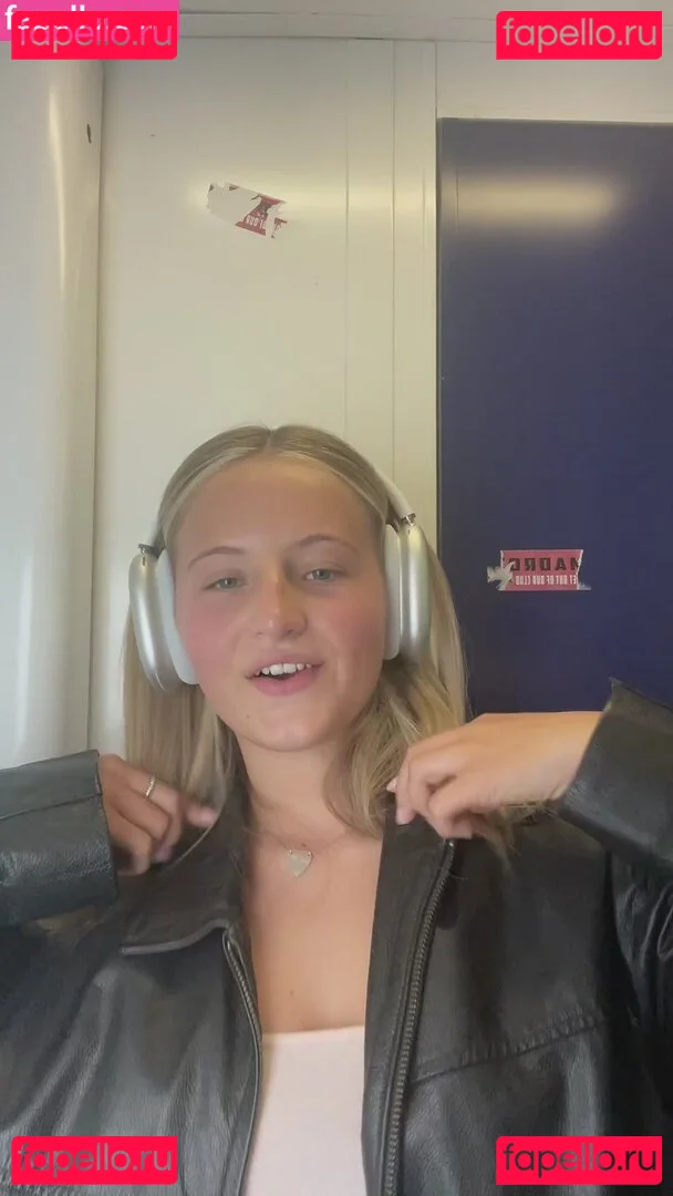 Daisy Campbell Onlyfans Photo Gallery 