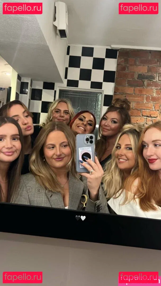 Daisy Campbell Onlyfans Photo Gallery 