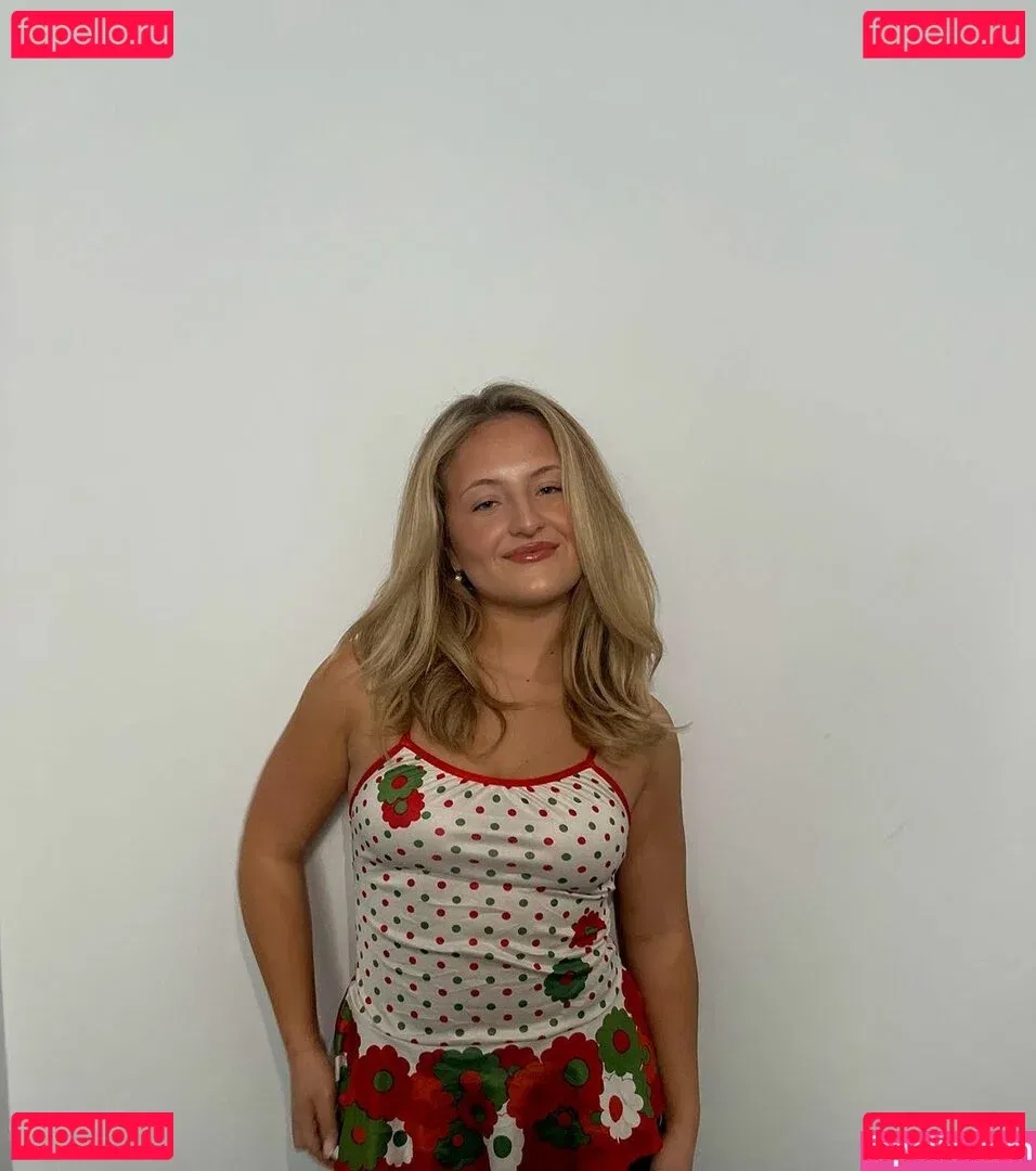 Daisy Campbell Onlyfans Photo Gallery 