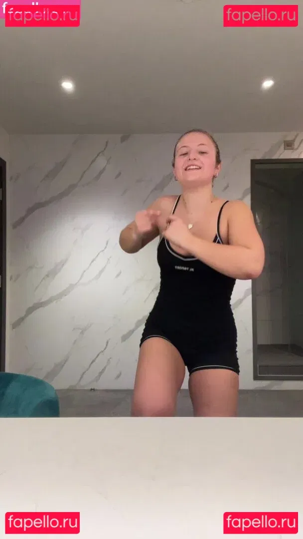 Daisy Campbell Onlyfans Photo Gallery 