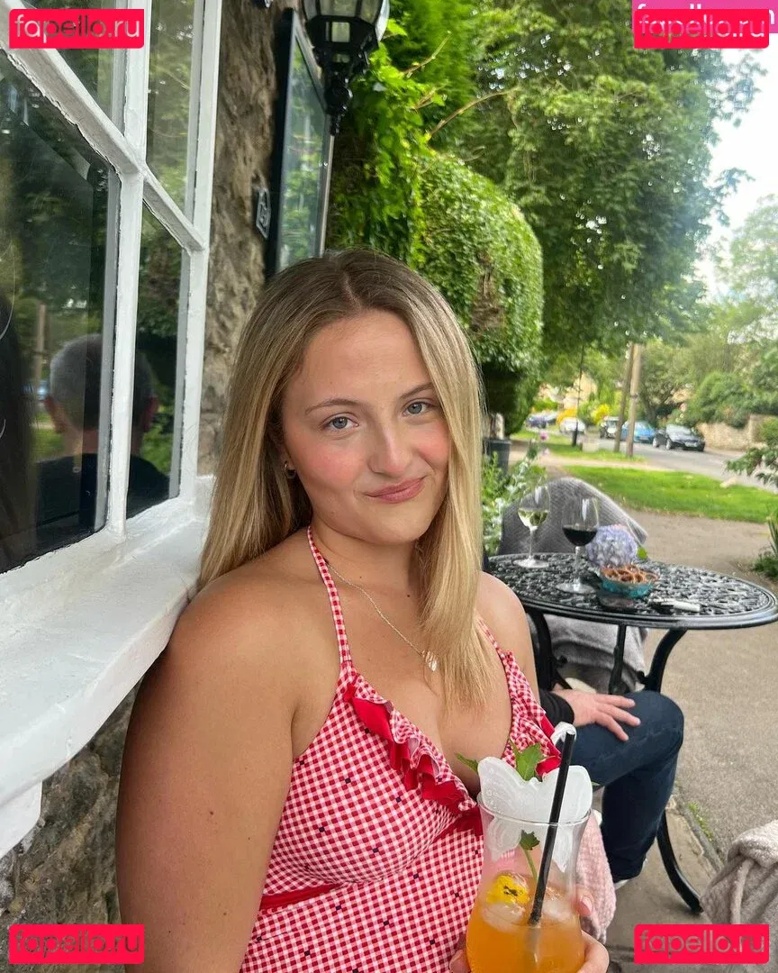 Daisy Campbell Onlyfans Photo Gallery 