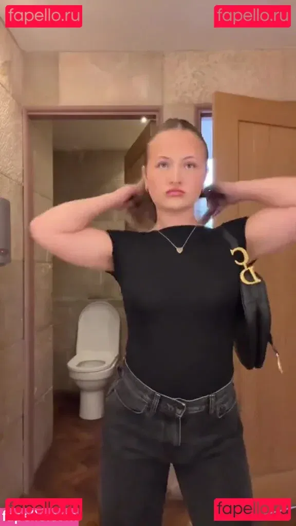 Daisy Campbell Onlyfans Photo Gallery 