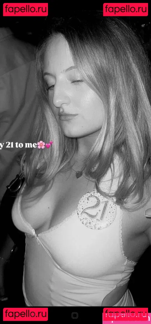 Daisy Campbell Onlyfans Photo Gallery 