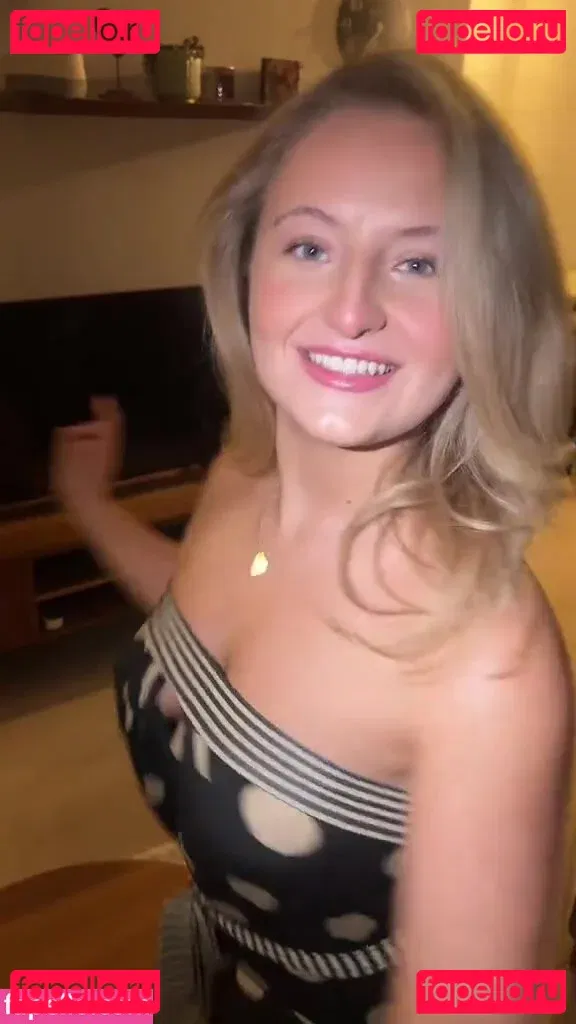 Daisy Campbell Onlyfans Photo Gallery 