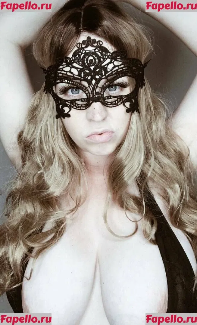 amy-yasmine Onlyfans Photo Gallery 