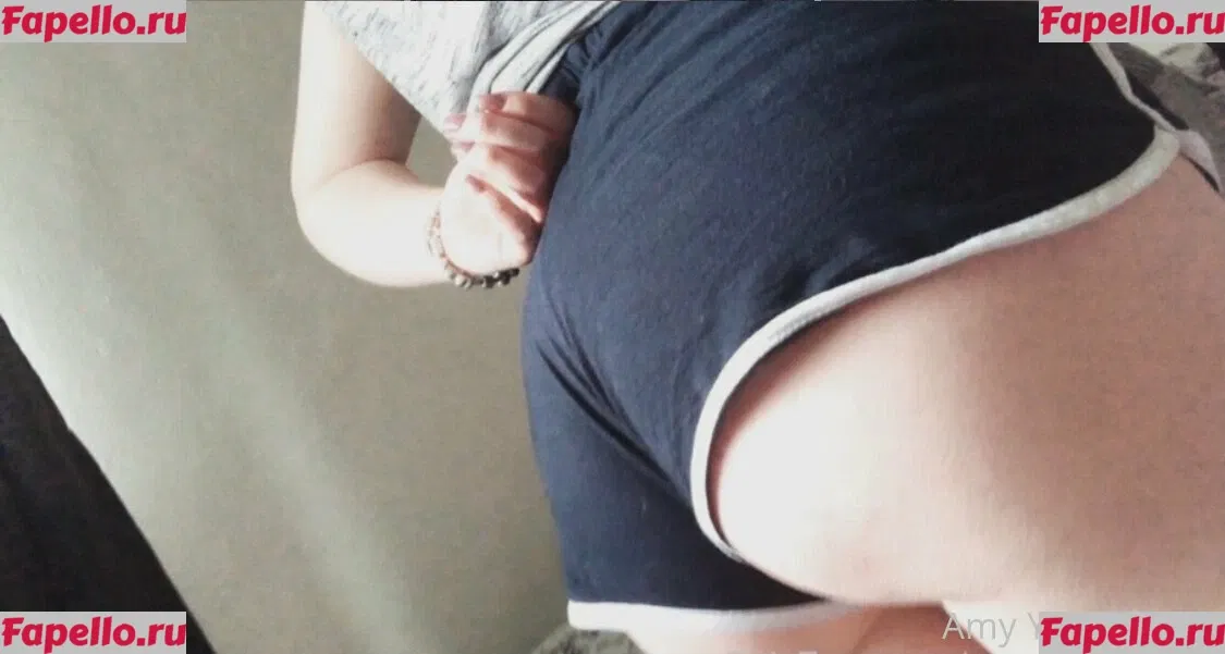 amy-yasmine Onlyfans Photo Gallery 