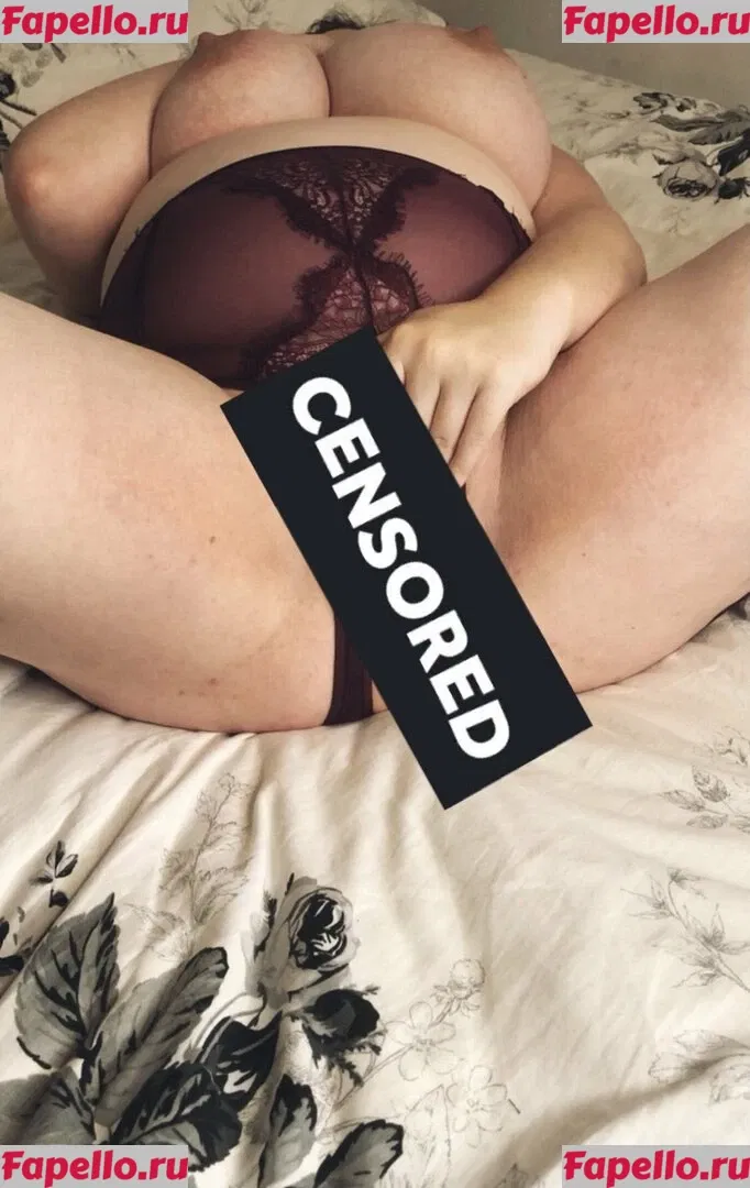 amy-yasmine Onlyfans Photo Gallery 