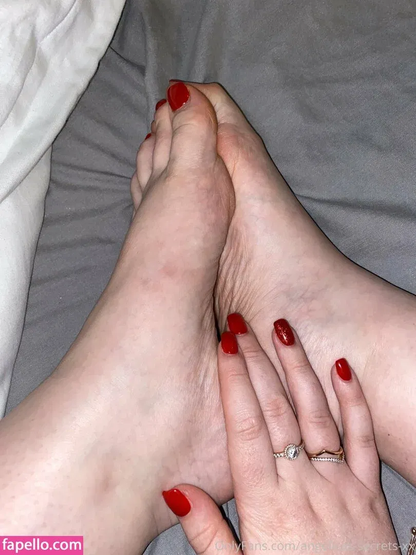 amy-yasmine Onlyfans Photo Gallery 