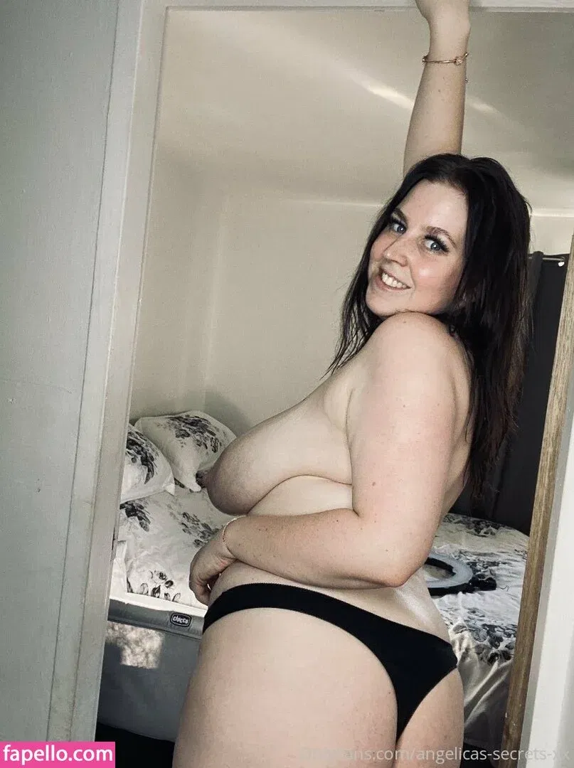 amy-yasmine Onlyfans Photo Gallery 