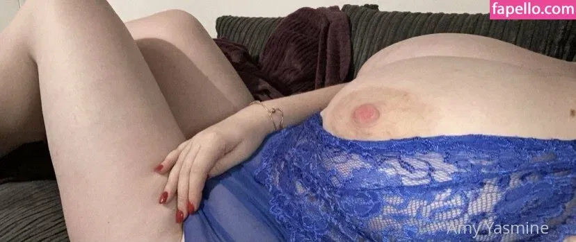amy-yasmine Onlyfans Photo Gallery 