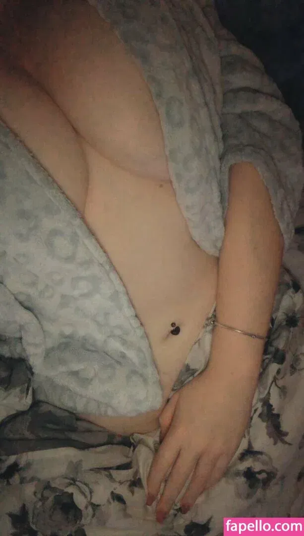 amy-yasmine Onlyfans Photo Gallery 