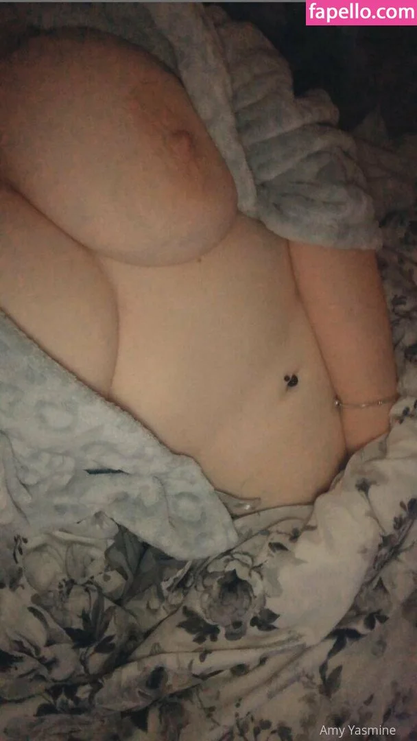 amy-yasmine Onlyfans Photo Gallery 