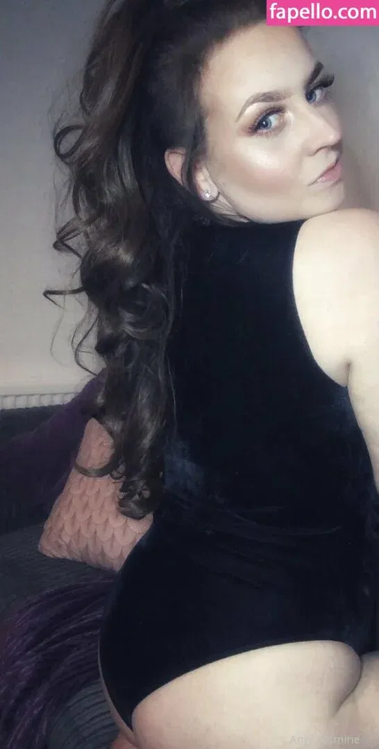 amy-yasmine Onlyfans Photo Gallery 