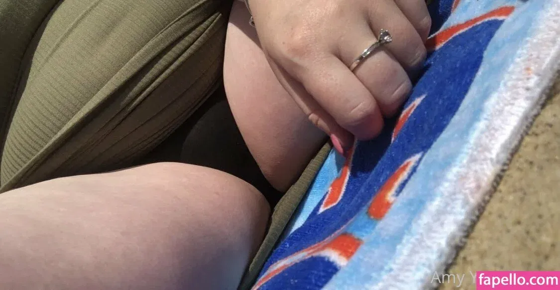 amy-yasmine Onlyfans Photo Gallery 