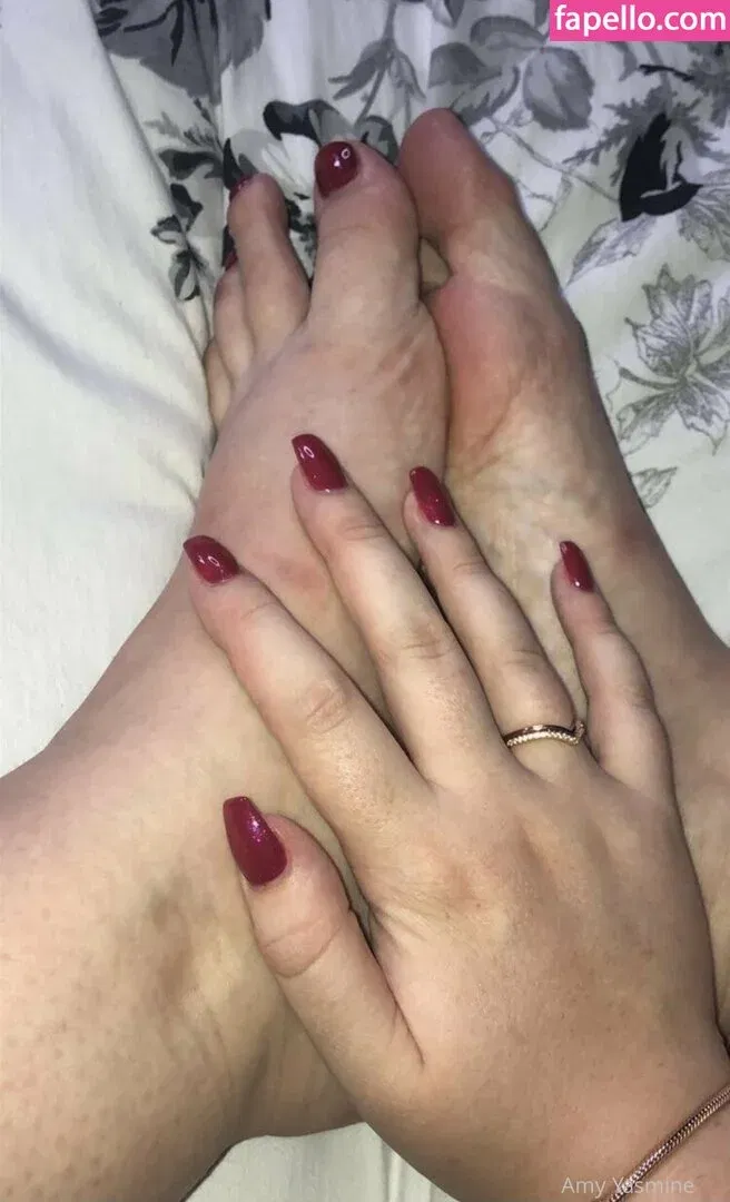 amy-yasmine Onlyfans Photo Gallery 