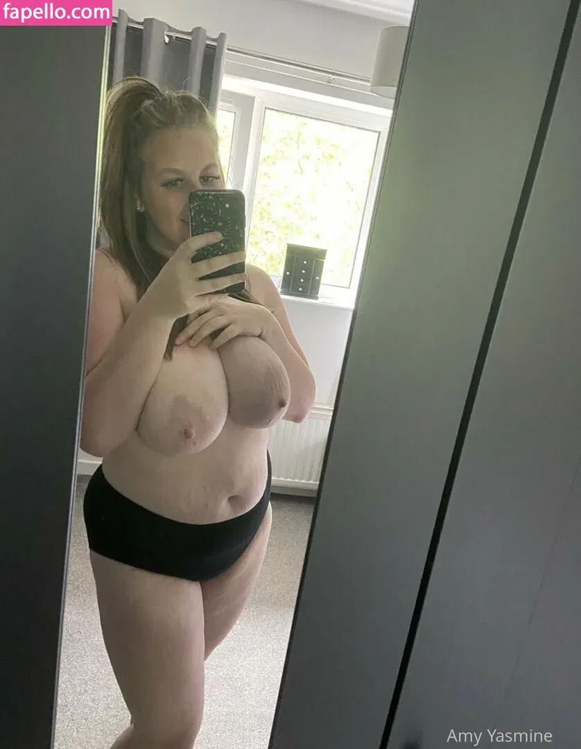 amy-yasmine Onlyfans Photo Gallery 