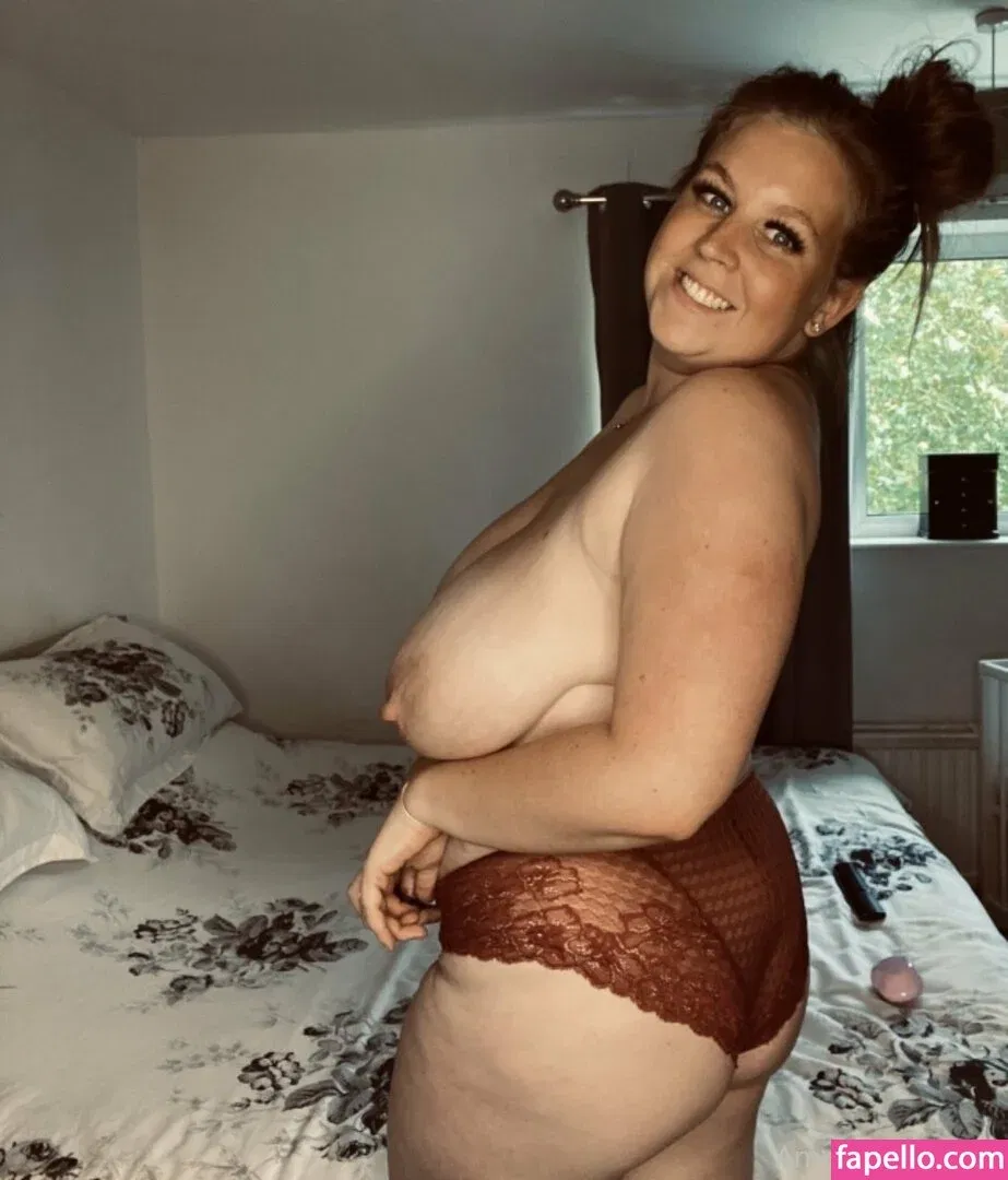 amy-yasmine Onlyfans Photo Gallery 