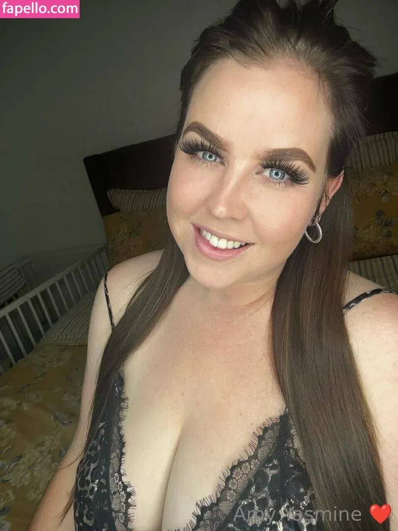 amy-yasmine Onlyfans Photo Gallery 