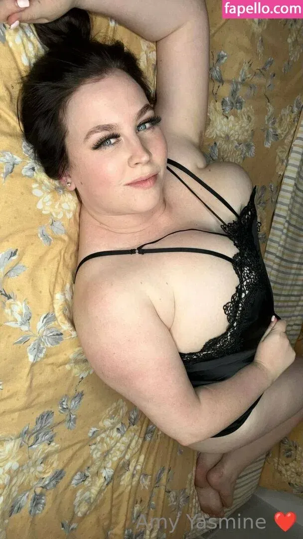 amy-yasmine Onlyfans Photo Gallery 