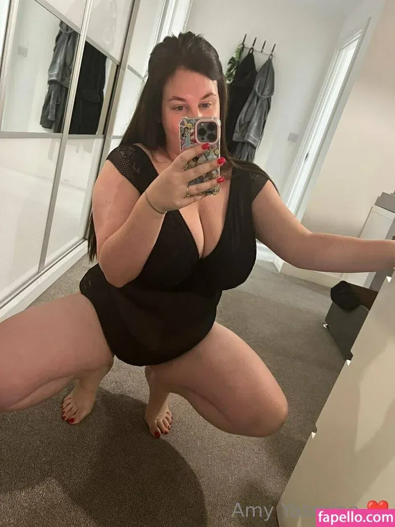 amy-yasmine Onlyfans Photo Gallery 
