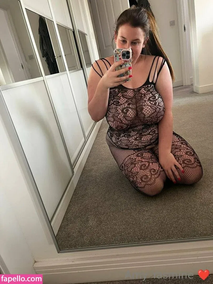 amy-yasmine Onlyfans Photo Gallery 