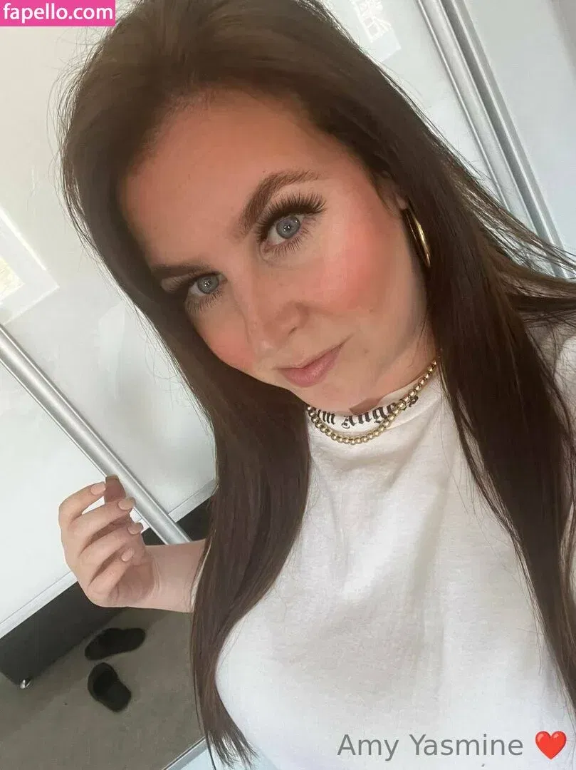amy-yasmine Onlyfans Photo Gallery 