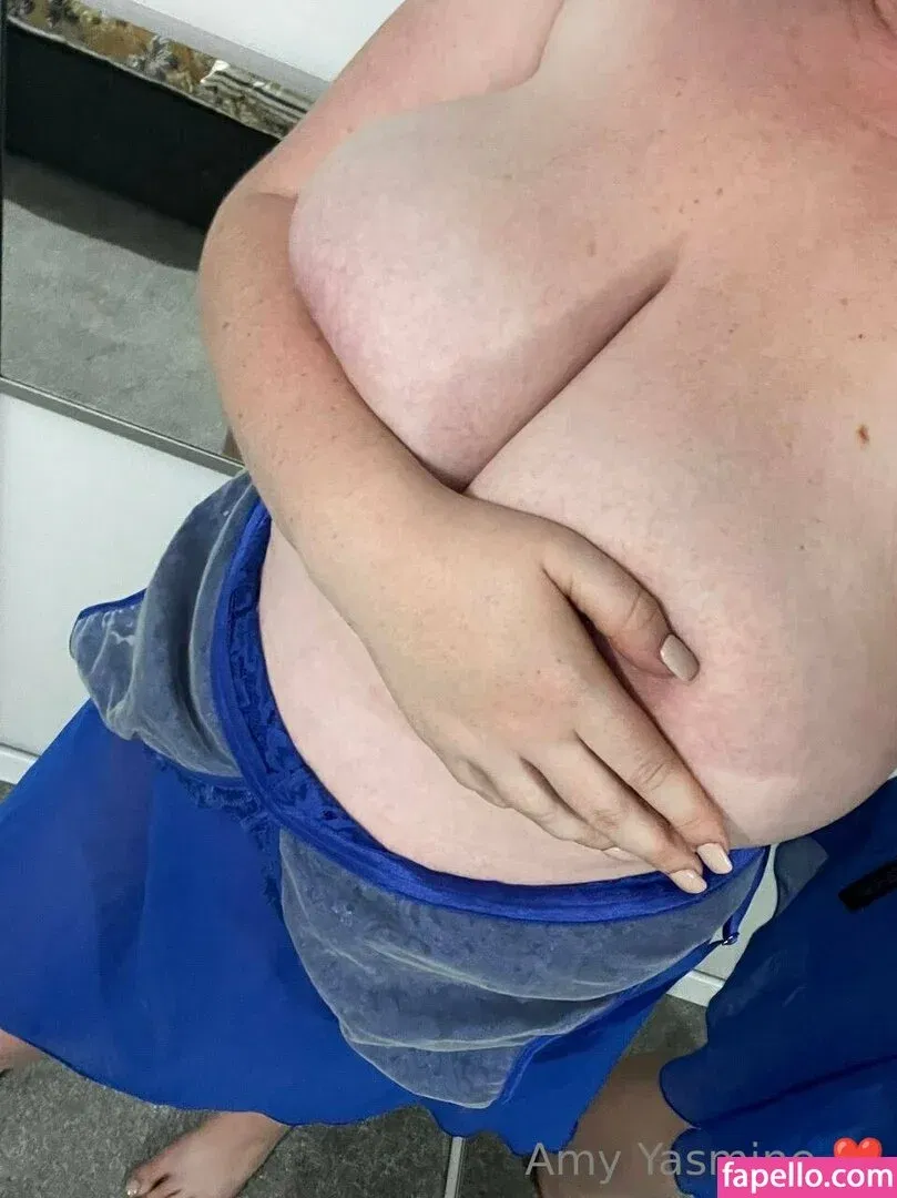 amy-yasmine Onlyfans Photo Gallery 