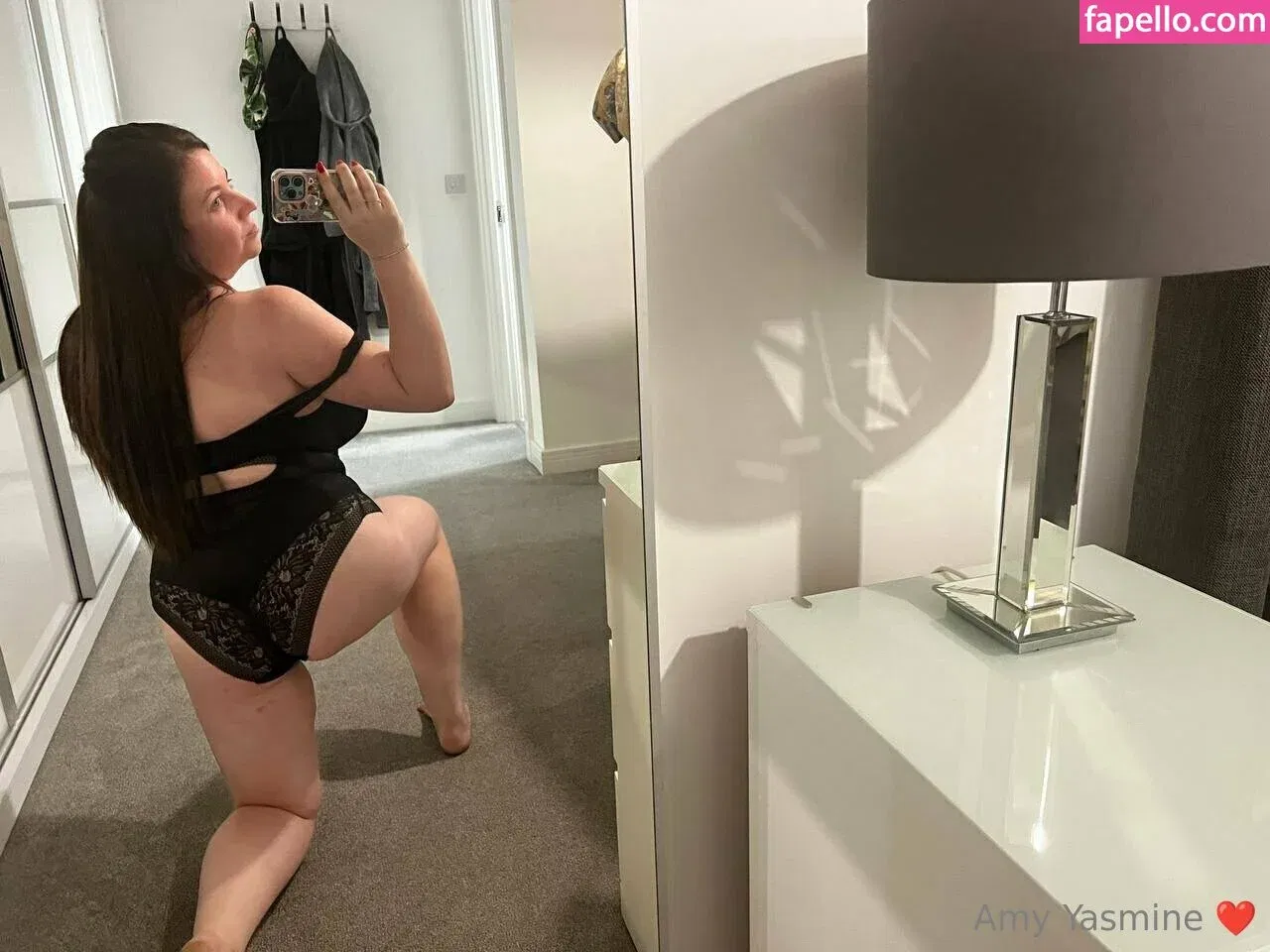 amy-yasmine Onlyfans Photo Gallery 