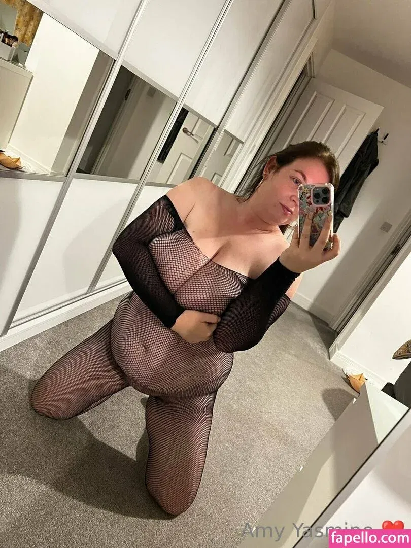 amy-yasmine Onlyfans Photo Gallery 